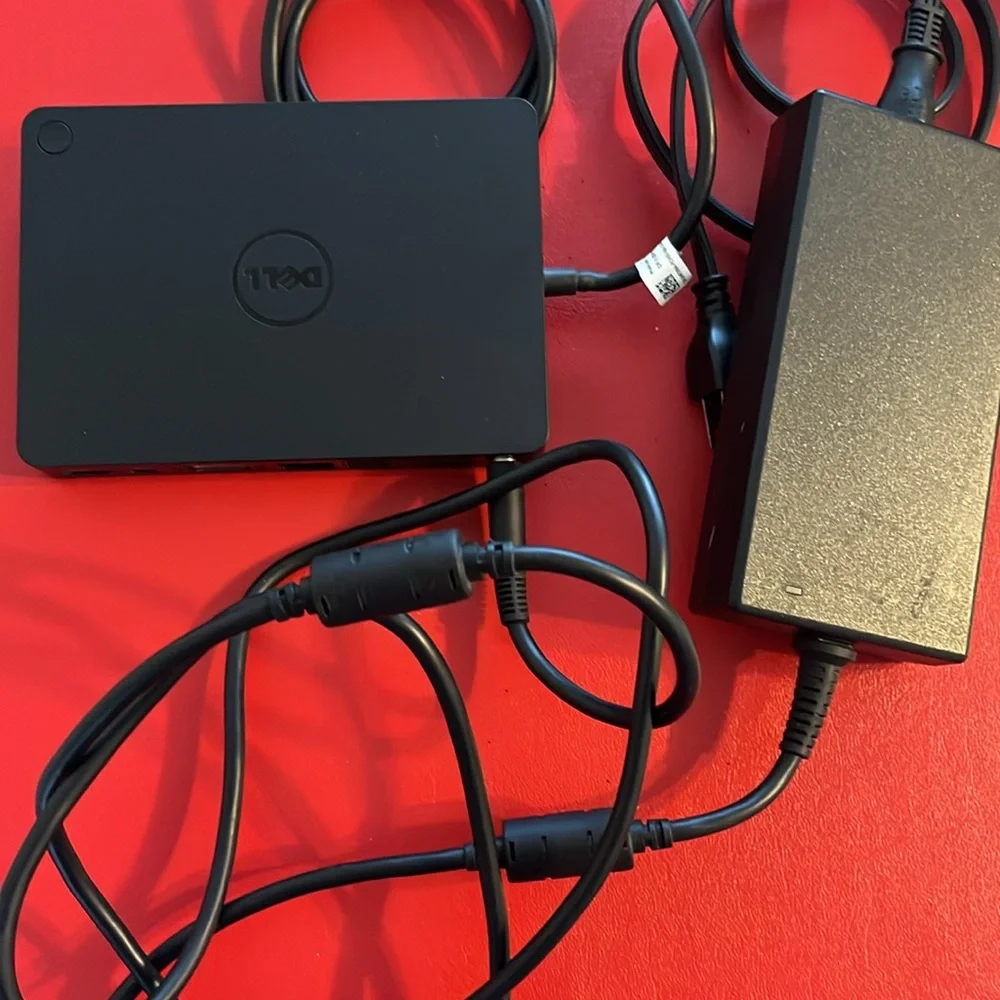 Dell Laptop K17A001 - WD15 Docking Station K17 K17A and Charge